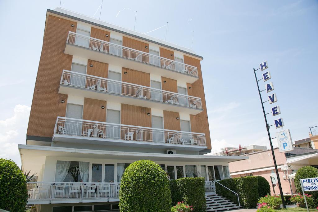 Hotel Heaven Rimini Exterior photo